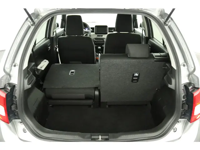 Suzuki Ignis 1.2 Smart Hybrid Stijl 2020 Benzine 25