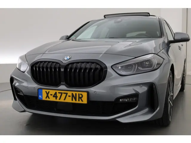 BMW 1 Serie 118i M-Sport Pro - Orig. NL 2024 Benzine 46