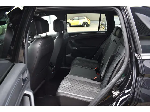Volkswagen Tiguan 1.5 TSI R-Line Business+ 2021 Benzine 12