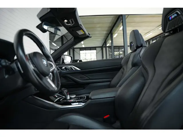 BMW M4 Cabrio xDrive Competition 2022 Benzine 39