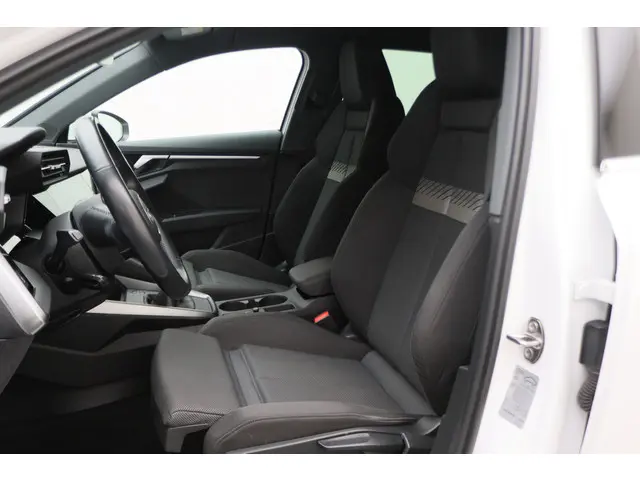 Audi A3 Sportback 30 TFSI Business edition 2020 Benzine 10