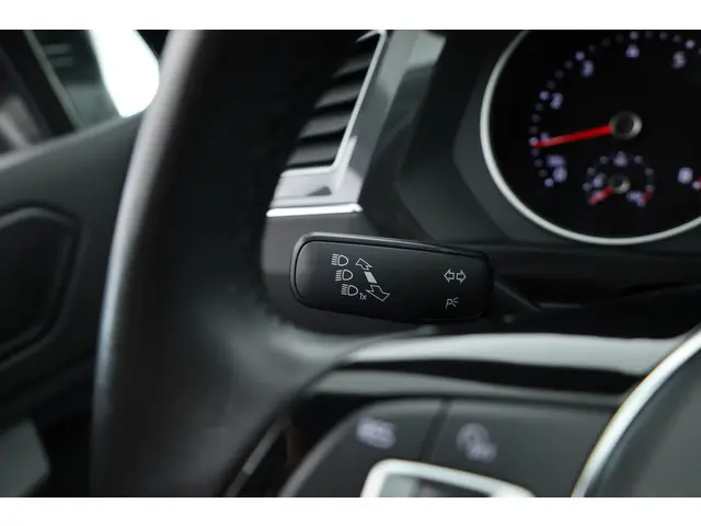 Volkswagen Tiguan 1.5 TSI Life Business 2020 Benzine 10