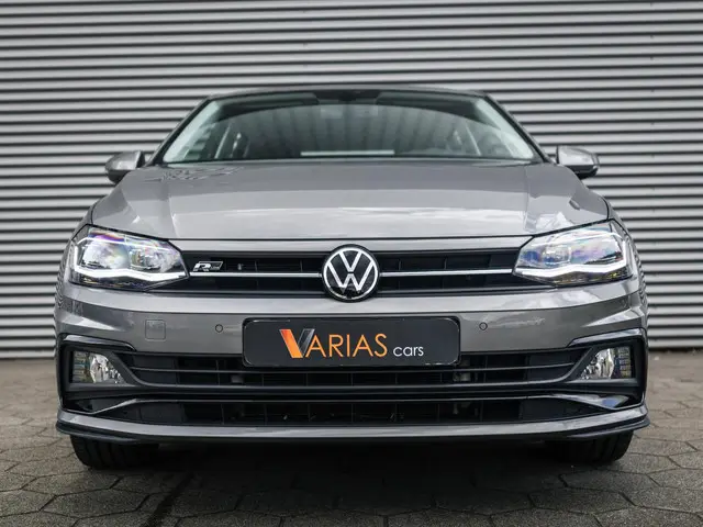 Volkswagen Polo 1.0 TSI Highline Business R 2021 Benzine 9