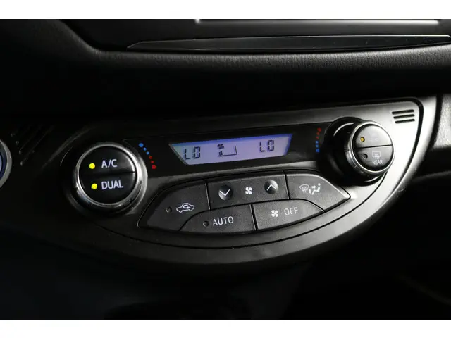 Toyota Yaris 1.5 Hybrid Y20 2019 Hybride Benzine 20