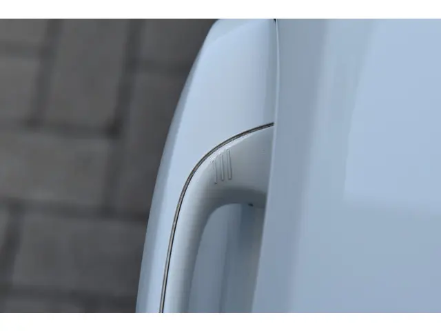 BMW 5 Serie 520i High Executive 2020 Benzine 36