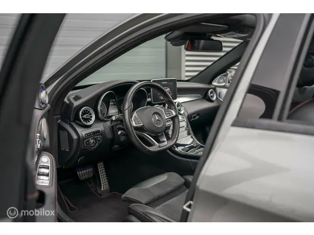 Mercedes-Benz C-Klasse 43 AMG 4MATIC 2015 Benzine 38