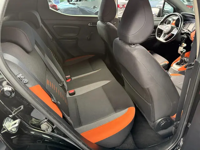 Nissan Micra 1.0L Acenta 2017 Benzine 26