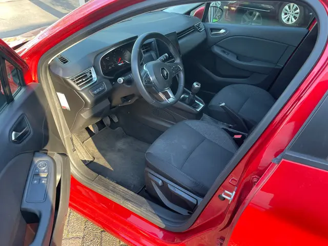 Renault Clio 1.0 TCe Zen 2020 Benzine 6