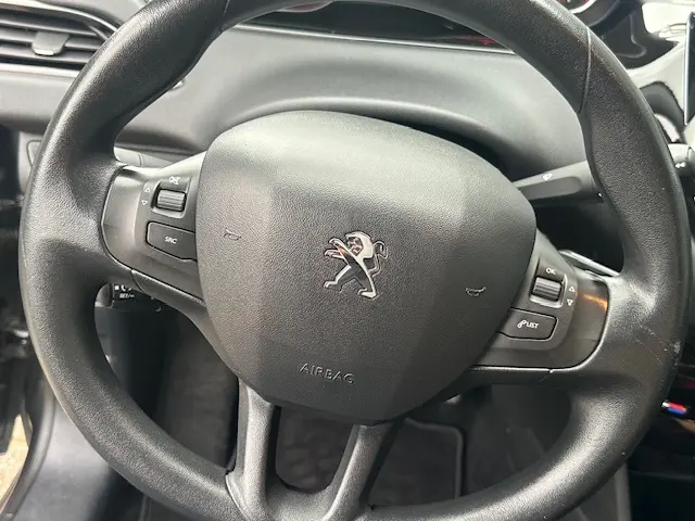 Peugeot 208 1.2 VTi Envy 2014 Benzine 11