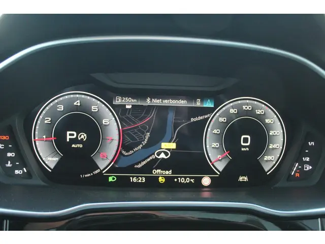 Audi Q3 35 TFSI Advanced edition 2024 Benzine 33