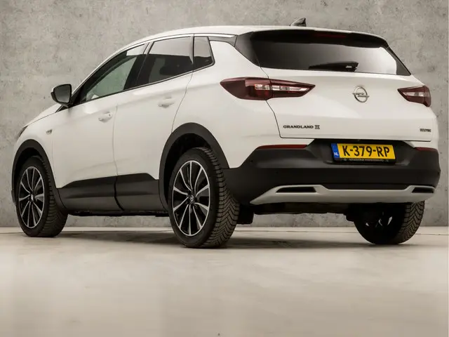 Opel Grandland X 1.2 Turbo Elegance Sport 2021 Benzine 3