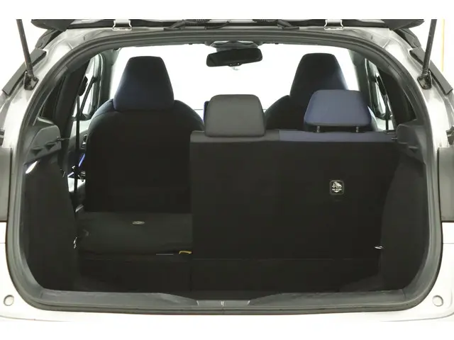 Toyota C-HR 1.8 Hybrid Bi-Tone 2017 Hybride Benzine 25