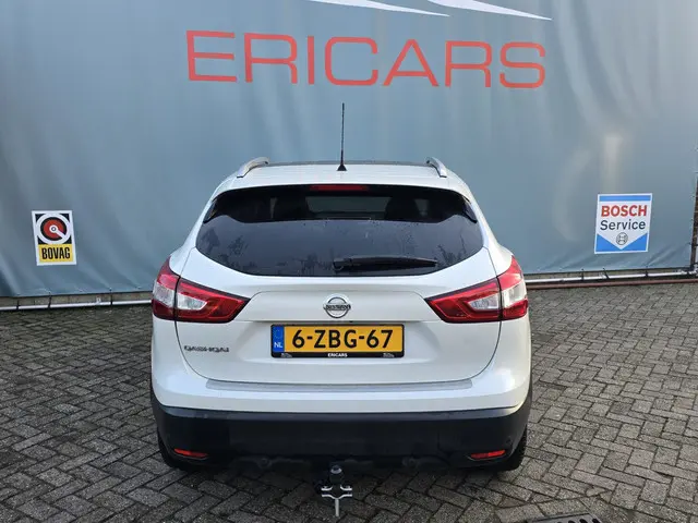 Nissan QASHQAI 1.2 Tekna 2014 Benzine 4
