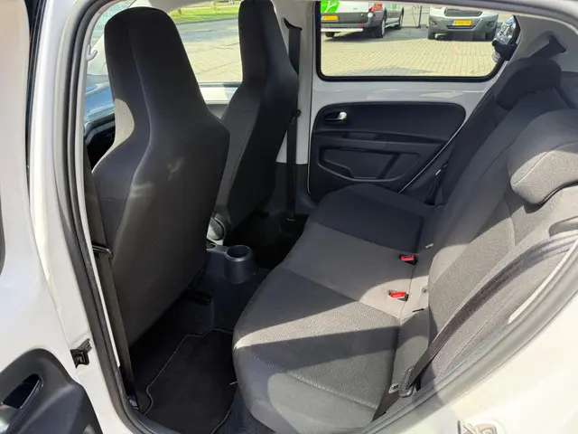 SEAT Mii 1.0 Sport Dynamic 2015 Benzine 13