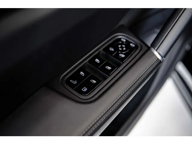 Porsche Cayenne 3.0 E-Hybrid 2021 Hybride Benzine 33
