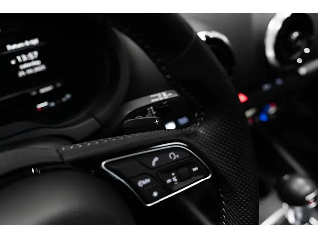 Audi S3 2.0 TFSI S3 quattro Pano B&O Camera 2017 Benzine 15