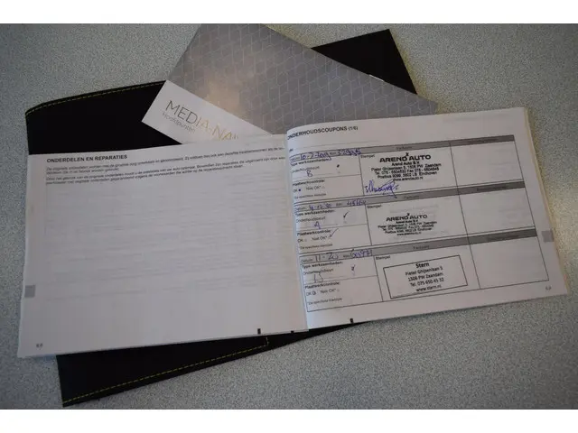 Renault Clio Estate 0.9 TCe Limited 2017 Benzine 15