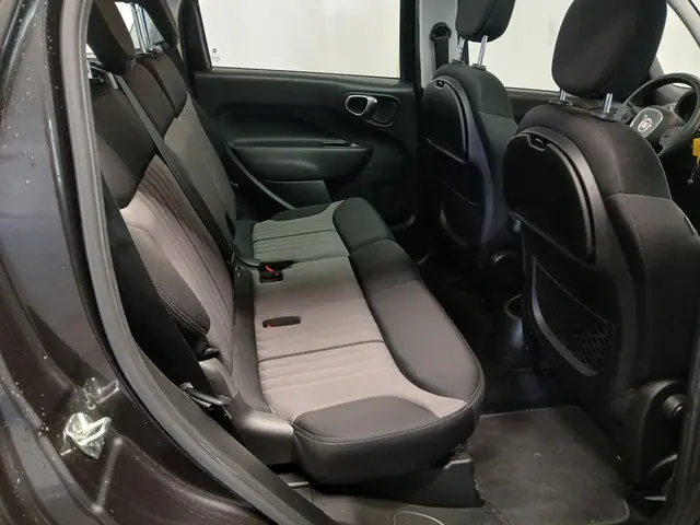 Fiat 500L 0.9 TwinAir Lounge SCHADEAUTO!! 2017 Benzine 15