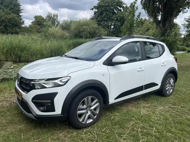Dacia Sandero Stepway 1.0 TCe 90 Comfort 2022 Benzine