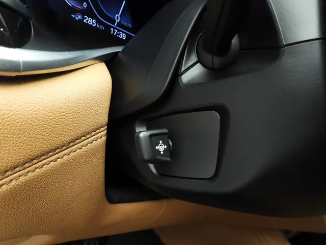 BMW 7 Serie 745e 2022 Hybride Benzine 42