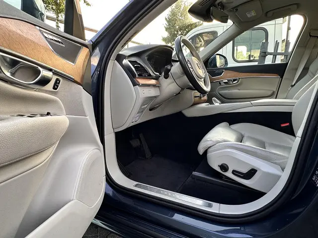 Volvo XC90 2.0 B5 AWD Inscription 2021 Diesel 8