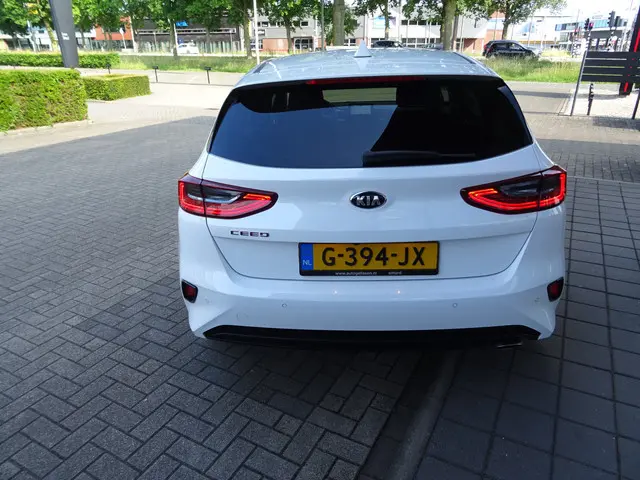 Kia Ceed 1.0 T-GDi DynamicPlusLine 120 PK 2019 Benzine 9
