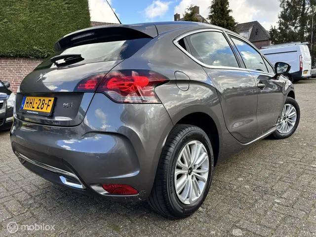 Citroën DS4 1.2 PureTech Business 37.666 km! 2016 Benzine 4