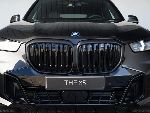 BMW X5 xDrive50e 2025 Hybride Benzine 17