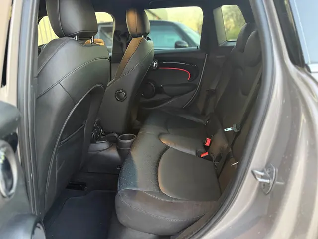 MINI Cooper Mini 1.5 | Facelift | automaat | led 2021 Benzine 26