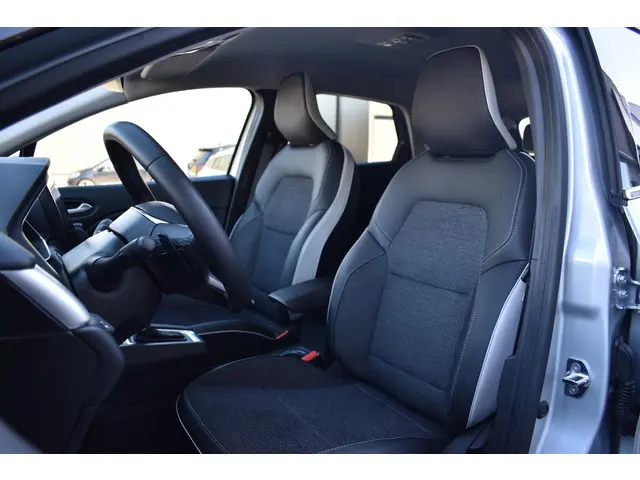 Renault Captur Mild Hybrid 160 PK Techno 2022 Benzine 10