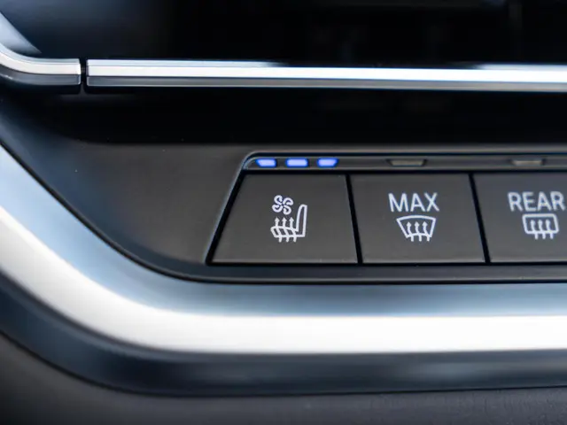 BMW M4 Cabrio xDrive Competition 2022 Benzine 45