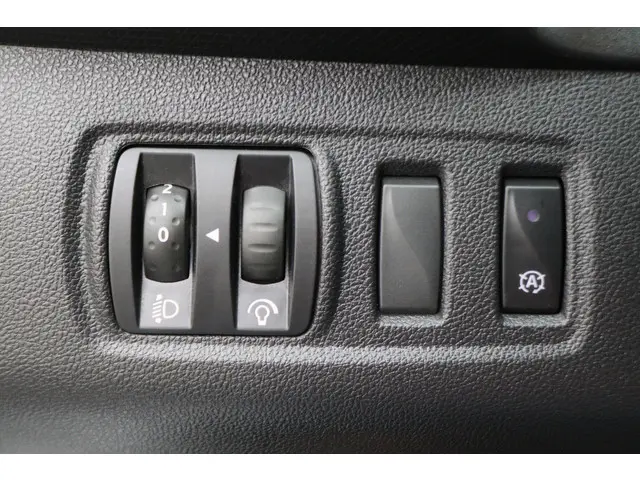 Renault Clio Estate 0.9 TCe Zen 2020 Benzine 29