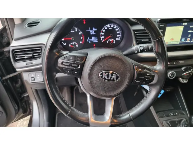Kia Stonic 1.0 T-GDi DynamicLine 2019 Benzine 18