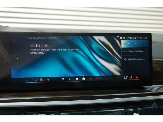 BMW X5 xDrive50e 2023 Hybride Benzine 24