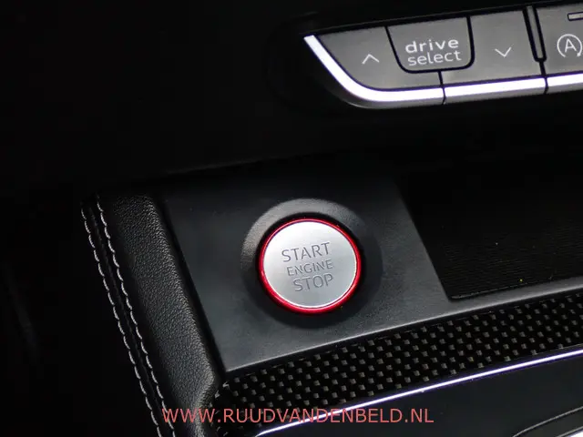 Audi SQ5 3.0TFSI QUATTRO 2018 Benzine 27
