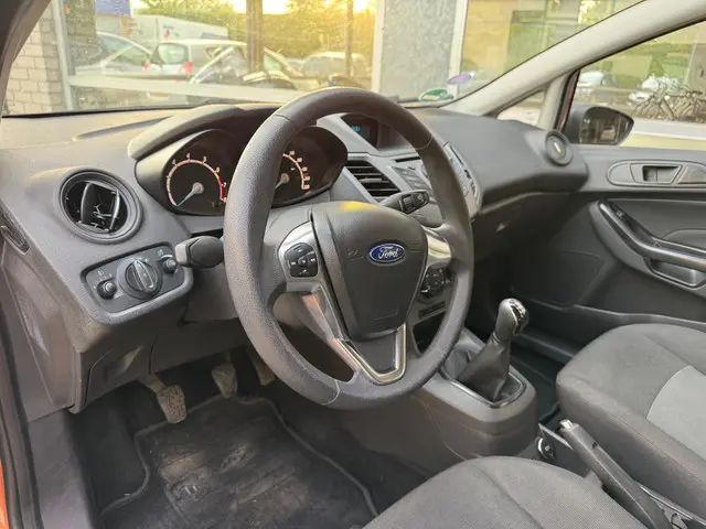 Ford Fiesta 1.25 Titanium 2015 Benzine 5