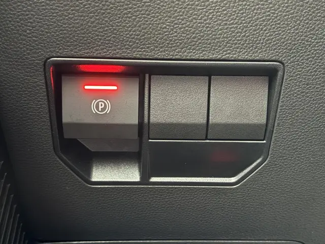 Dacia Duster 1.6 Hybrid Journey 2025 Hybride Benzine 27