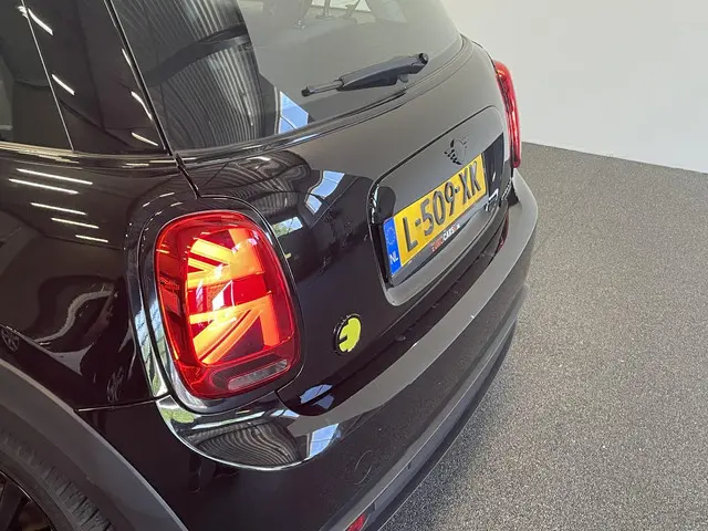 MINI Electric Mini Classic 33 kWh 2021 Elektrisch 23
