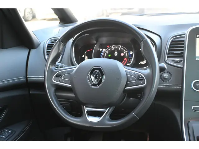 Renault Scénic TCe 140 Intens 2022 Benzine 16