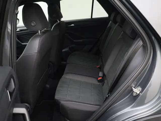 Volkswagen T-Roc 1.5TSI/150PK R-Line DSG 2025 Benzine 21