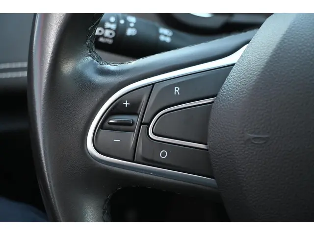 Renault Scénic TCe 140 Intens 2022 Benzine 17