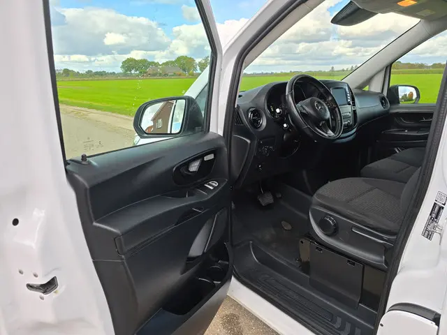Mercedes-Benz Vito 116 CDI Lang L2 H1 2022 Diesel 18