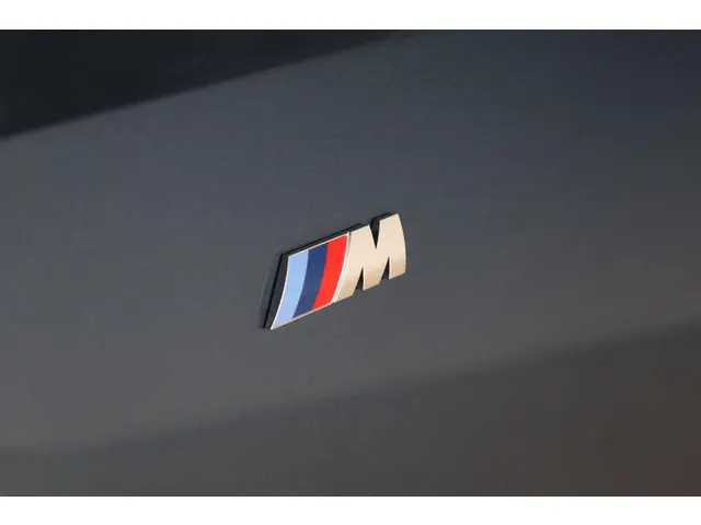 BMW 3 Serie Touring 330e 2025 Hybride Benzine 30