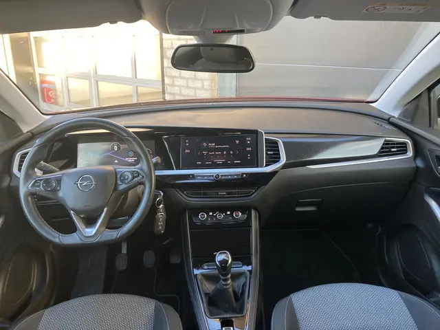 Opel Grandland 1.2 Turbo GS Line 2022 Benzine 17