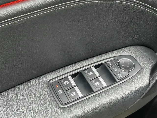 Renault Captur 1.0 TCe 90 techno 2023 Benzine 18