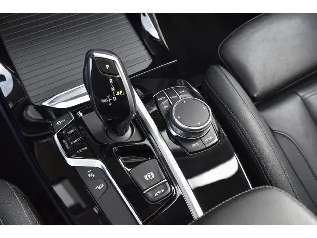 BMW X3 xDrive30i High Executive 2019 Benzine 23
