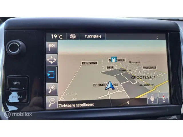 Peugeot 208 1.2 PureTech Blue Lease 2016 Benzine 19