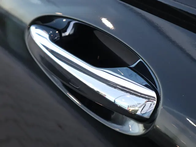 Mercedes-Benz GLB 200 2021 Benzine 12