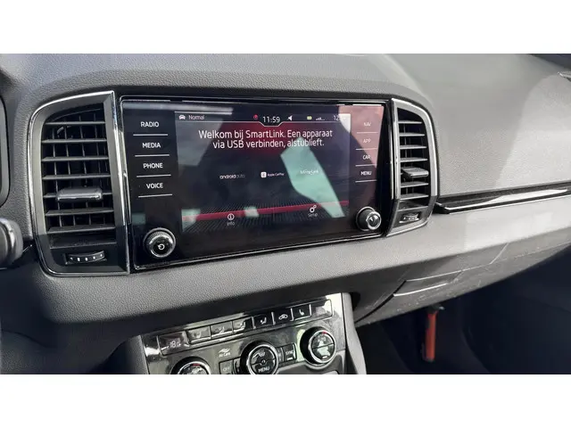 Škoda Karoq 1.5 TSI ACT Sportline Business 2020 Benzine 23