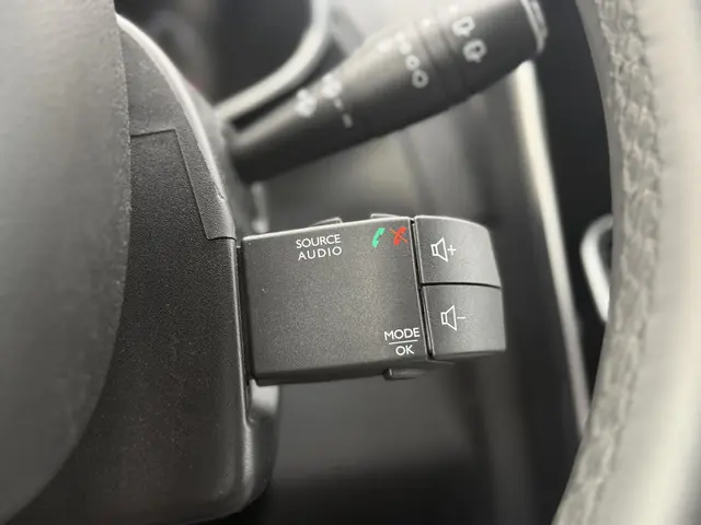 Renault Clio 0.9 TCe Limited 2018 Benzine 29